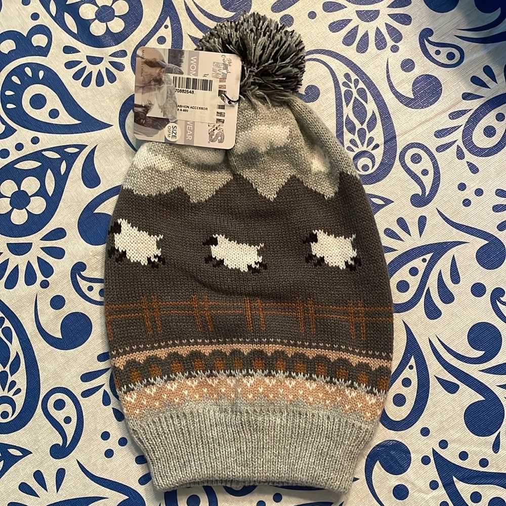 Muk Luks beanie hat